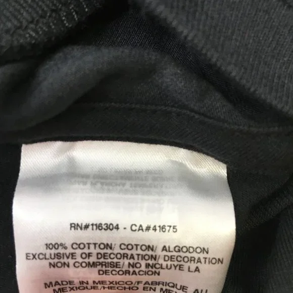 Converse Mens Graphic T-Shirt Black White Spell Out Standard Fit Cotton S New - Picture 4 of 6